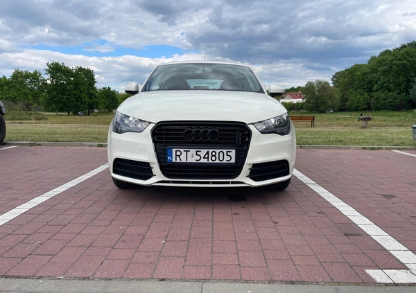 Audi A1 cena 25900 przebieg: 152719, rok produkcji 2011 z Tarnobrzeg małe 301